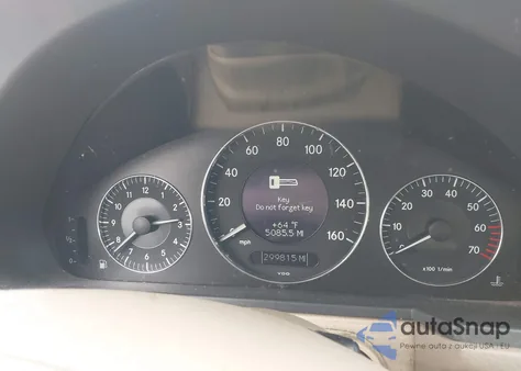 2004 Mercedes-Benz E 320 z USA, uszkodzony, nr VIN WDBUF65J64A410689